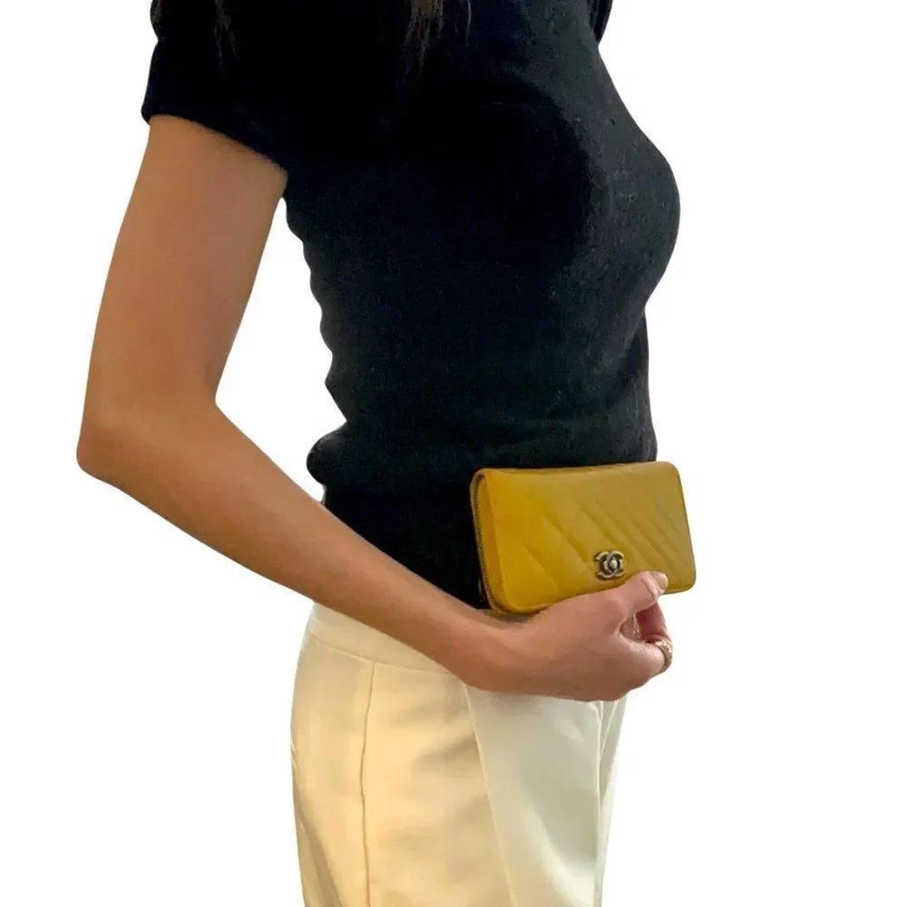 CHANEL Yellow Quilted Wristlet - Picture 4 of 16